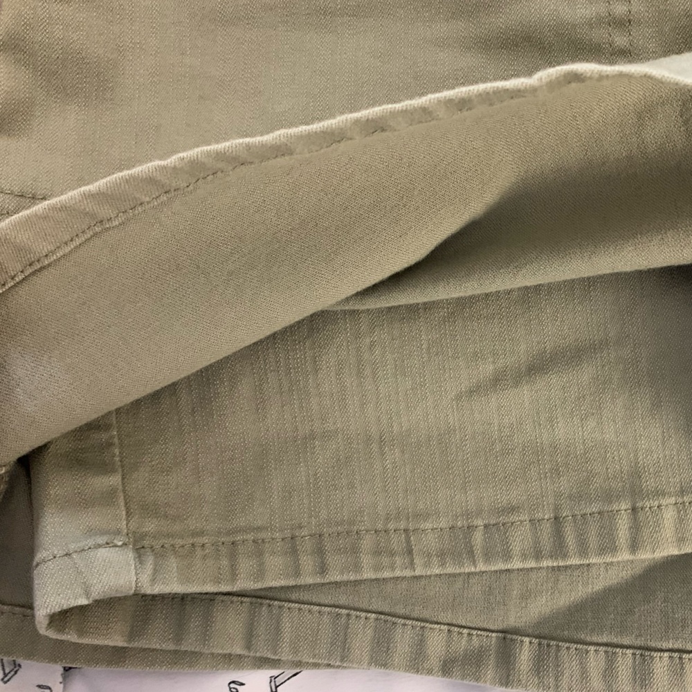 EUC Gloria Vanderbilt Olive Green Denim Skort Size 14 Spring Summer - Picture 9 of 11